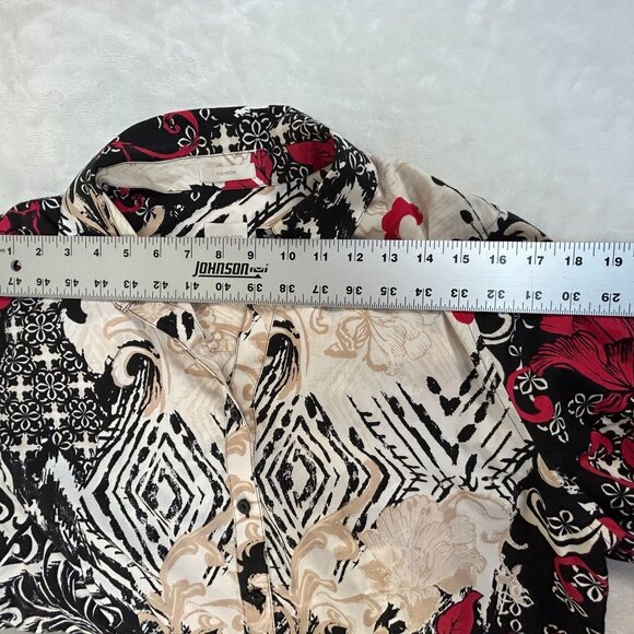 Chico's Womens Effortless Caroline Asian-Floral No Iron Shirt Size 2 Black/Red - Picture 4 of 8